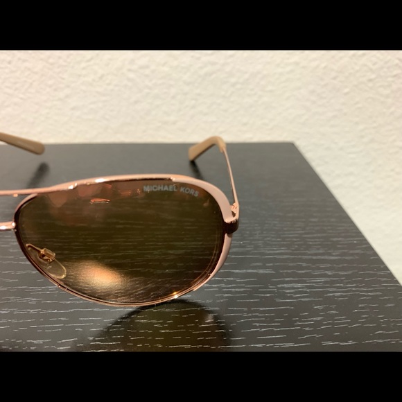 Michael Kors Sunglasses - Picture 4 of 4